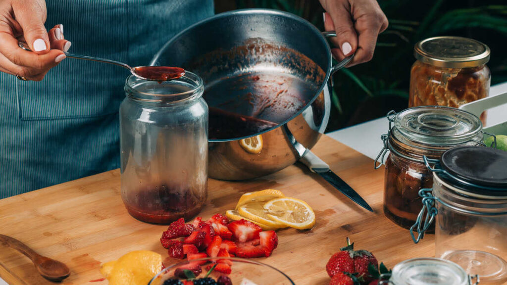 Homemade pectin